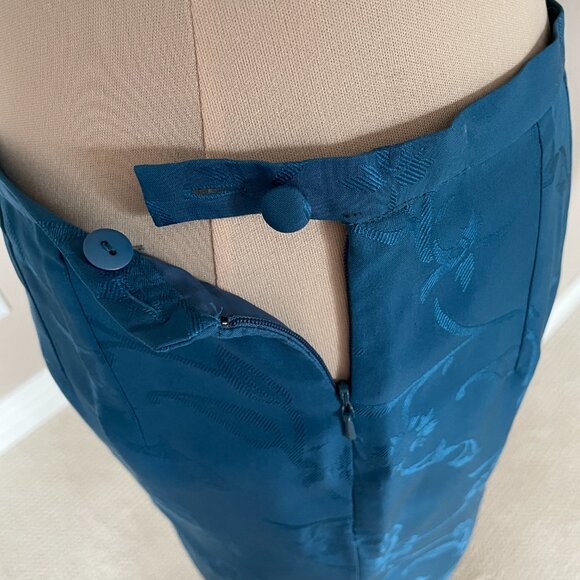 Talbots 100% Silk Teal Floral Pencil Skirt, Size 12 - Picture 6 of 7